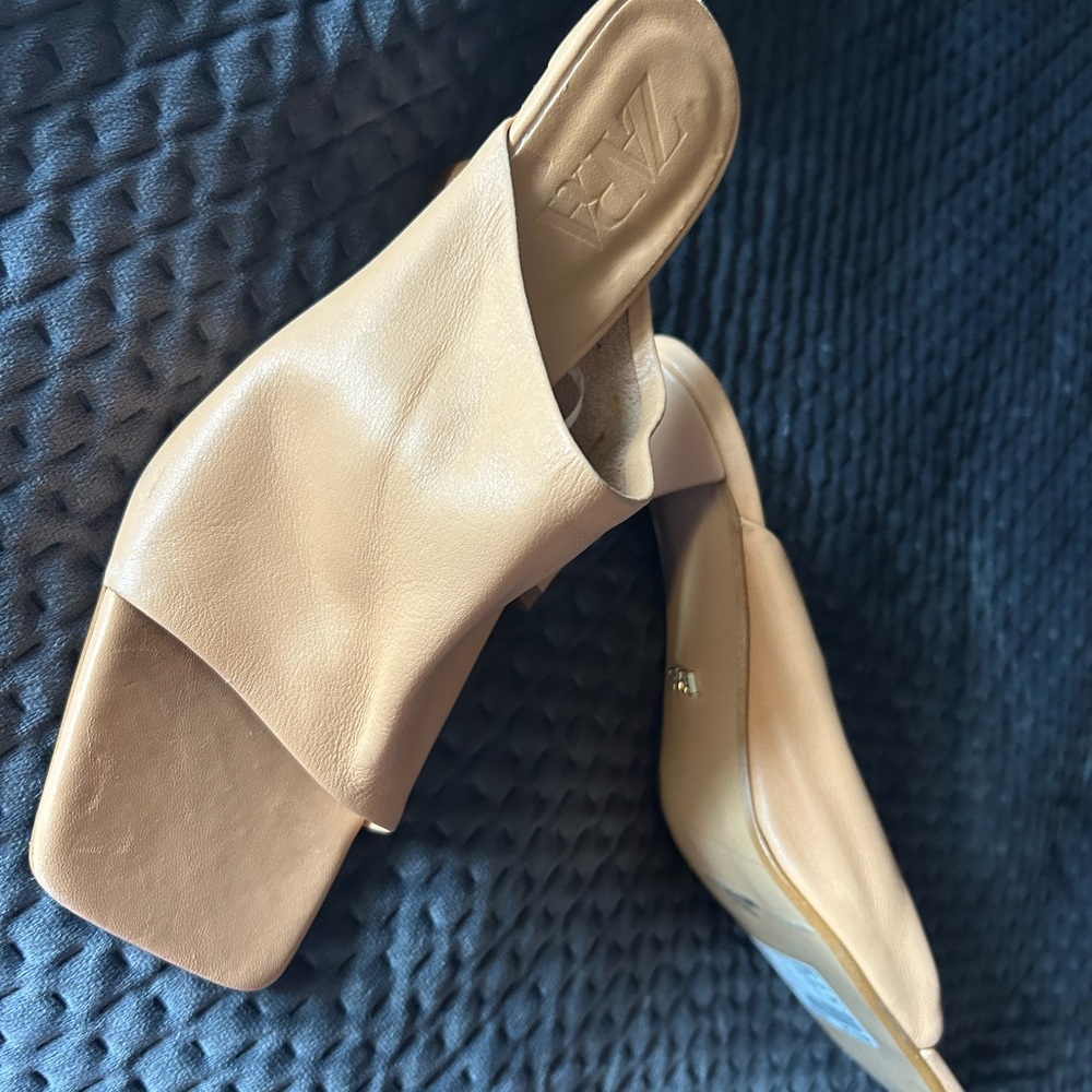 Zara Women's Beige Heels